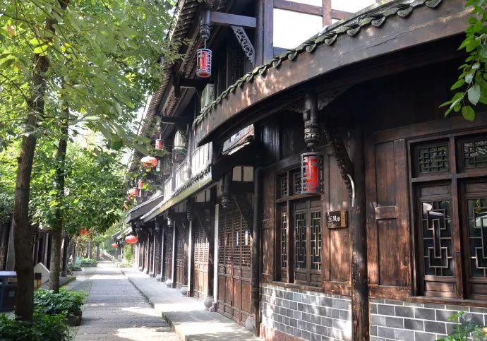 逃离黄金城堡